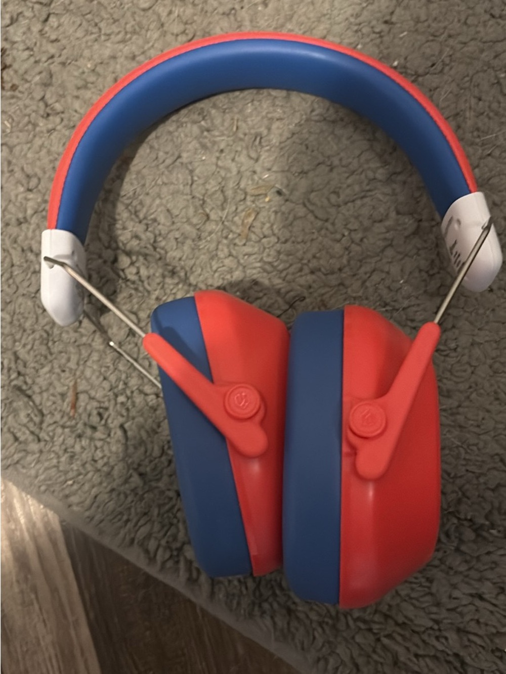 Kids Over-Ear Noise Cancelling Headphones - Red and Blue